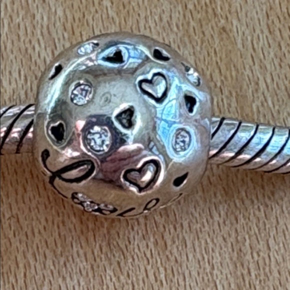 Chamilia Sweet Kiss charm - Picture 4 of 7